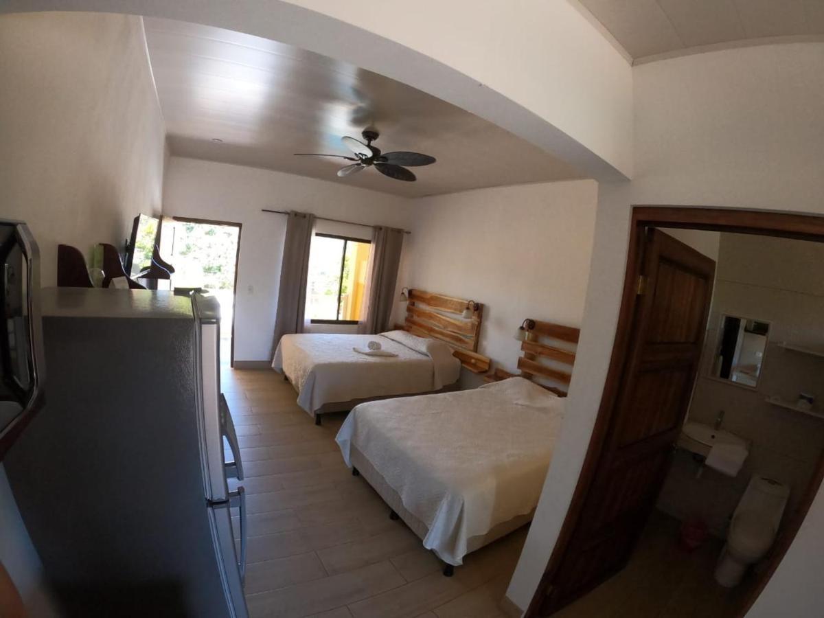 Cabinas El Colibri Puerto Carrillo Kültér fotó