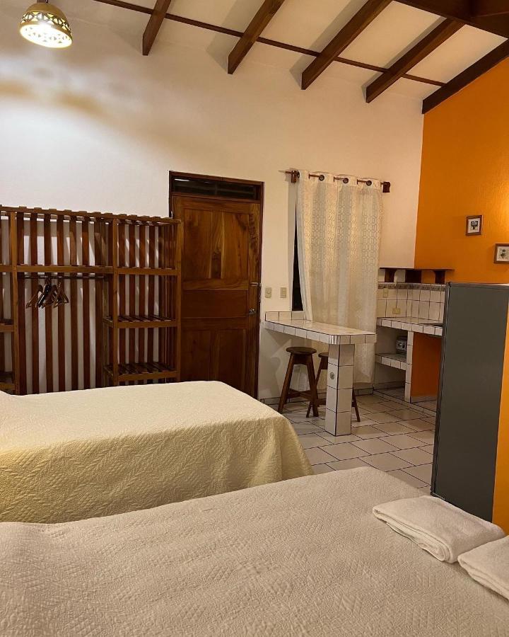 Cabinas El Colibri Puerto Carrillo Kültér fotó