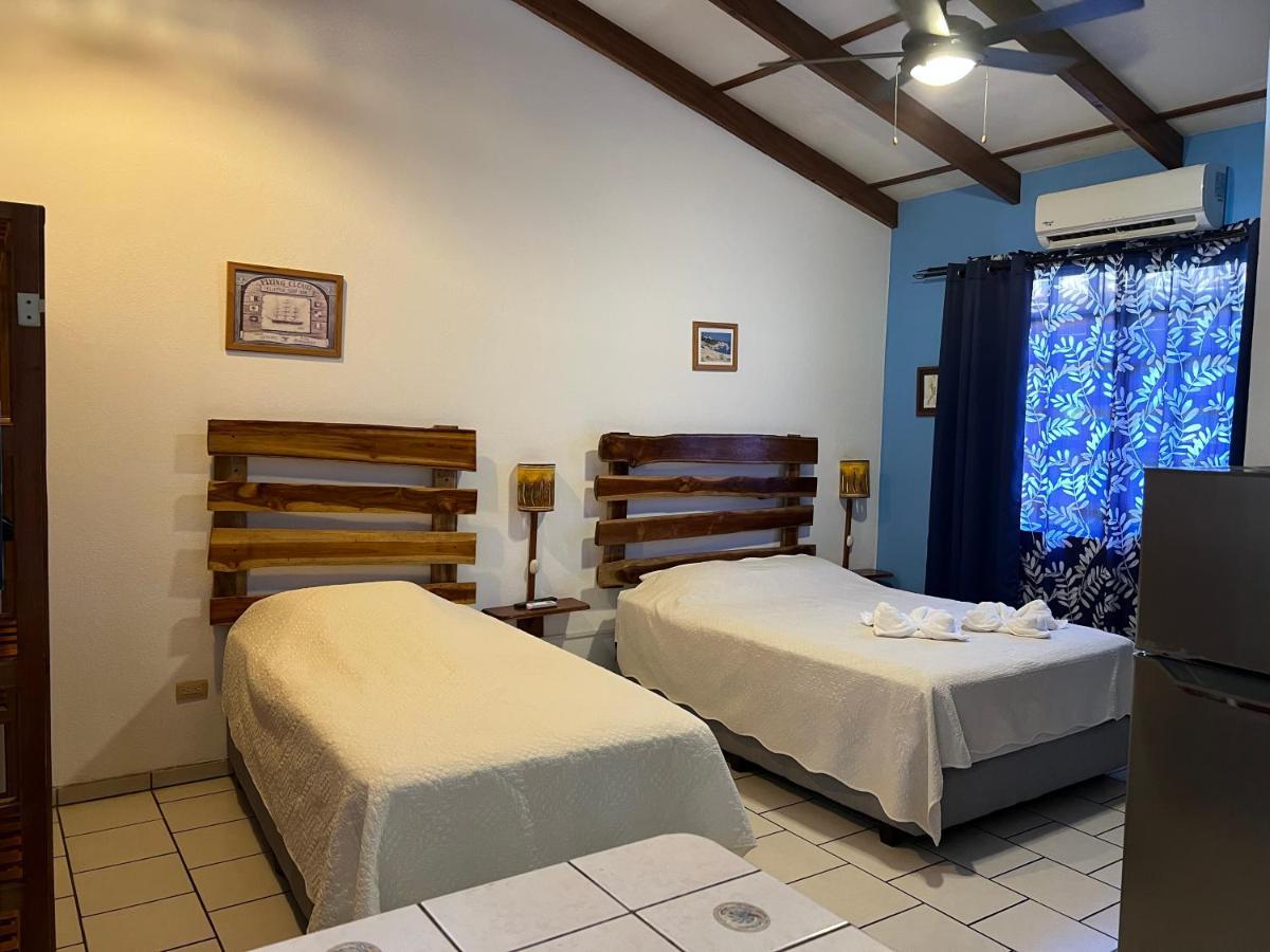 Cabinas El Colibri Puerto Carrillo Kültér fotó