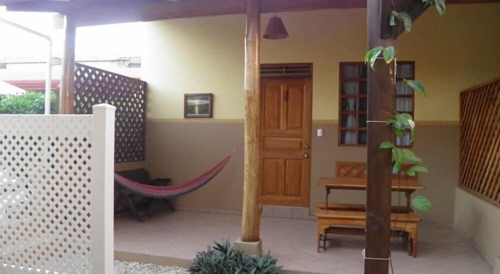 Cabinas El Colibri Puerto Carrillo Kültér fotó
